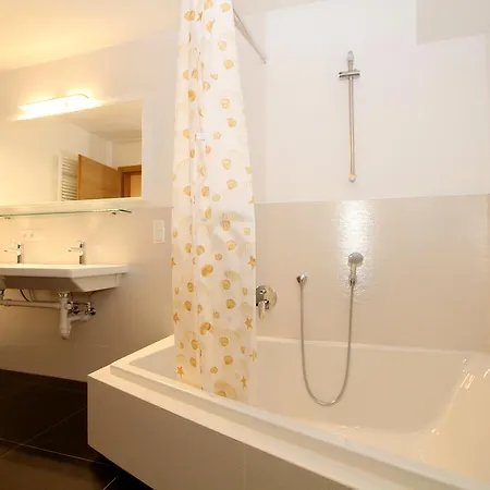 Ibex Hostel Guest house