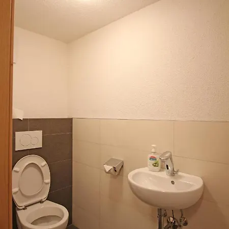 Guest house Ibex Hostel *