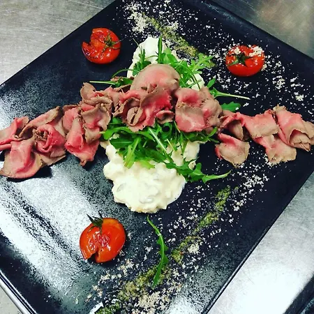 Ibex Hostel Guest house